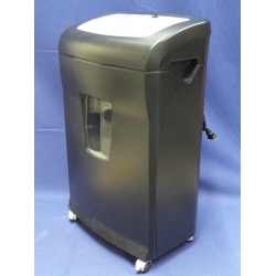 Staples 15 Sheet Paper Shredder SPL-TXC15A Staples 15 Sheet Paper Shredder SPL-TXC15A